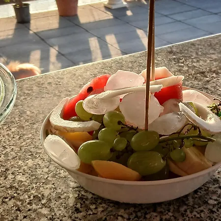 Alojamento de Acomodação e Pequeno-almoço Levante 3*