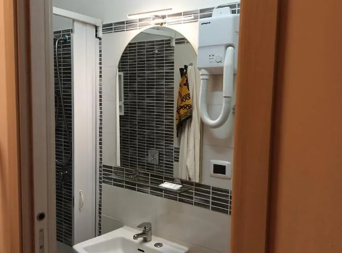 Levante Alojamento de Acomodação e Pequeno-almoço Scalea